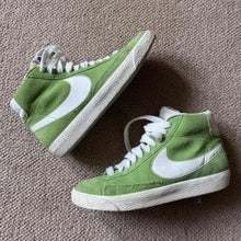 Carica l'immagine nel visualizzatore di Gallery, Scarpe Nike Homme Blazer Vintage Suede Baskets