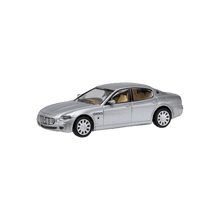Carica l'immagine nel visualizzatore di Gallery, maserati-modellino