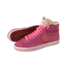 Carica l'immagine nel visualizzatore di Gallery, Scarpe Nike Mid Blazer Vintage Suede Baskets