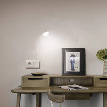 Carica l'immagine nel visualizzatore di Gallery, lampada-piccola-stanza